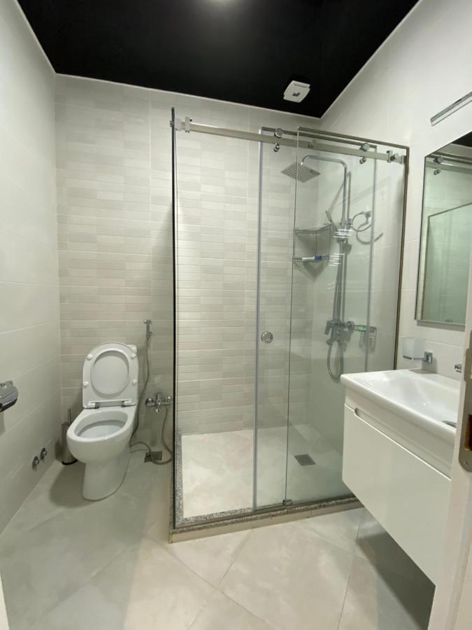 Dar Tower'S Cozy Apartment Batumi Eksteriør bilde